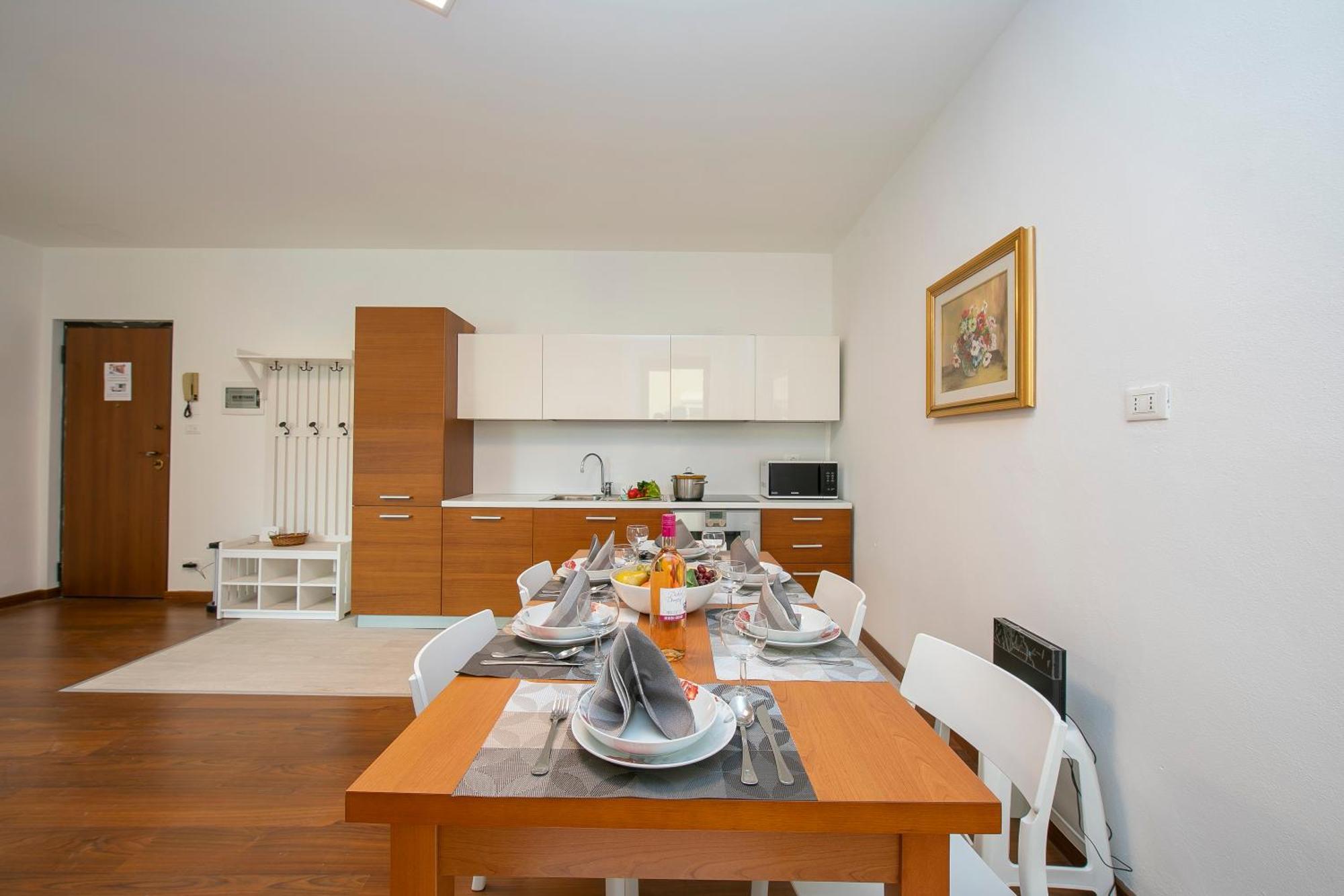 Residenza Rocca Del Lago 4 - Happy Rentals Riva del Garda Buitenkant foto